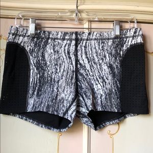 Lululemon Swim shorts size 8